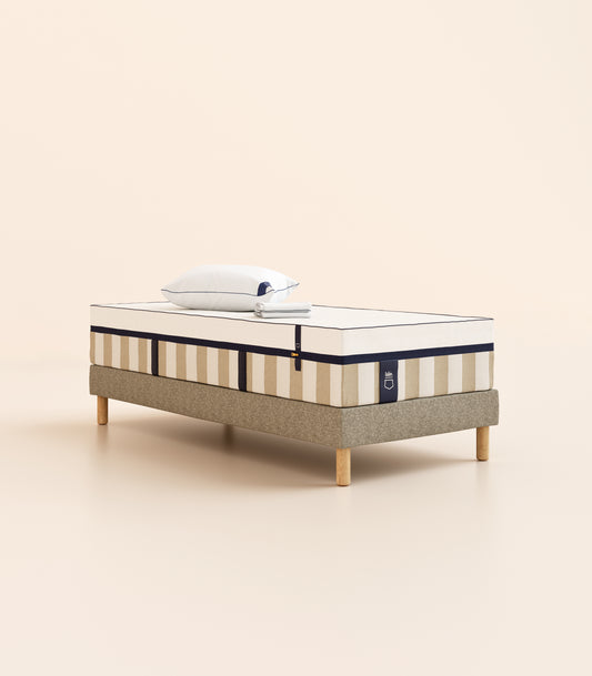 #fr#Matelas Hybride Infinite®|Infinite|Sommier tapissier|Gris|Pieds Hêtre clair|Plus