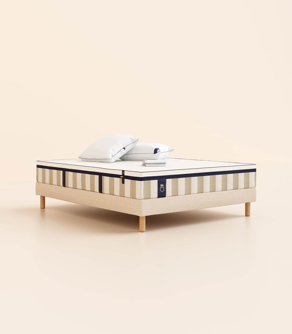 Pack lit 2 places Hybride Plus Matelas Hybride Air+-Hybride Air+-Sommier tapissier-Beige-Pieds Hêtre clair-Standard