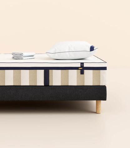 Pack lit 2 places Hybride Plus Matelas Hybride Air+-Hybride Air+-Sommier tapissier-Noir Anthracite-Bibloc-Pieds Hêtre clair-Standard